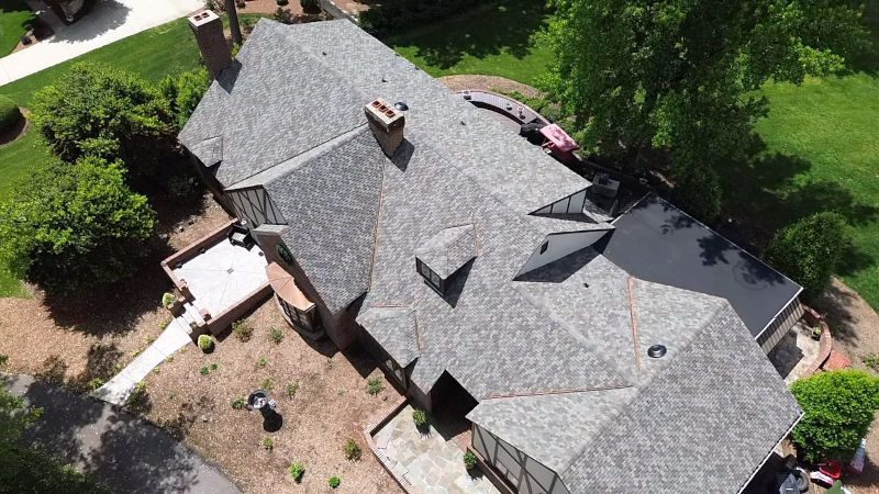 Roofer in Concord, North Carolina